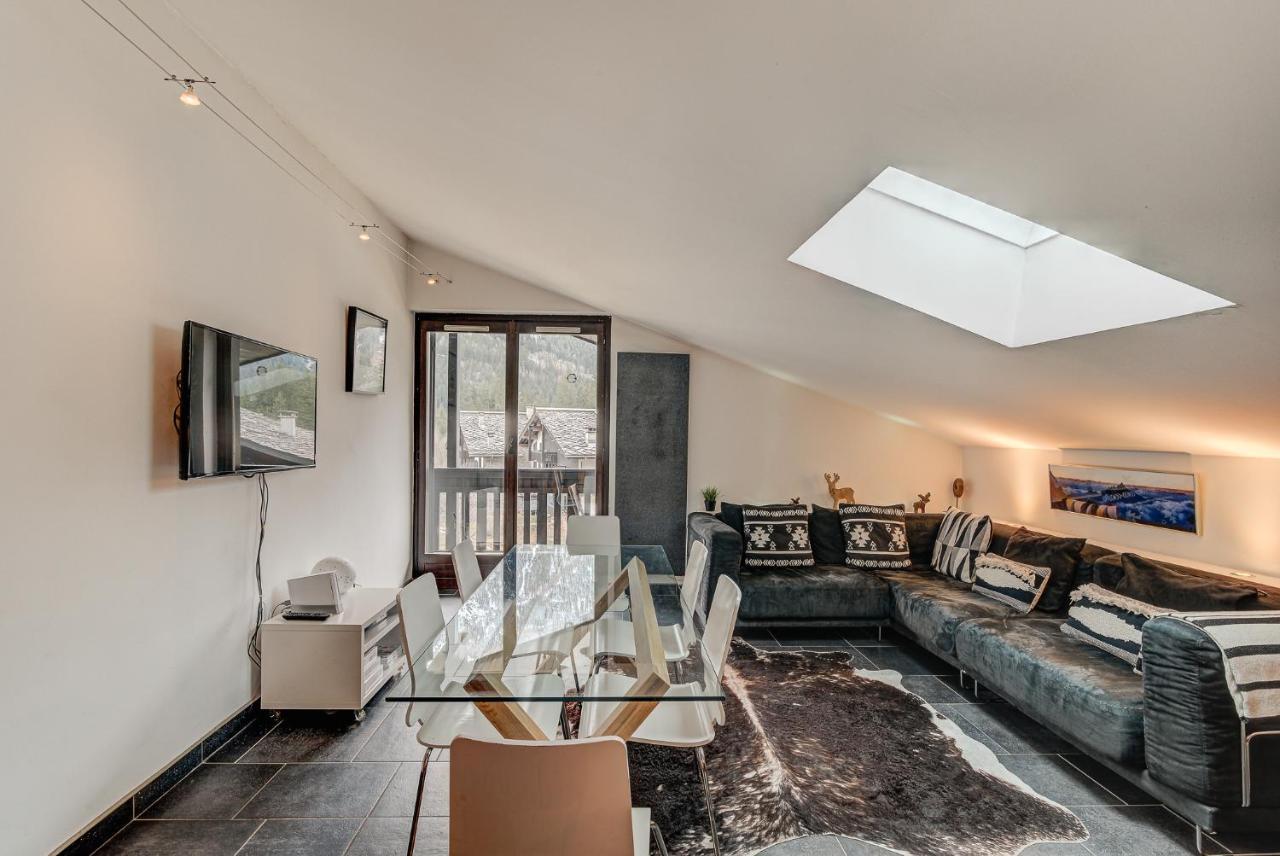 Apartment Les Drus - Alpes Travel - Chamonix - Sleeps 6 Eksteriør billede