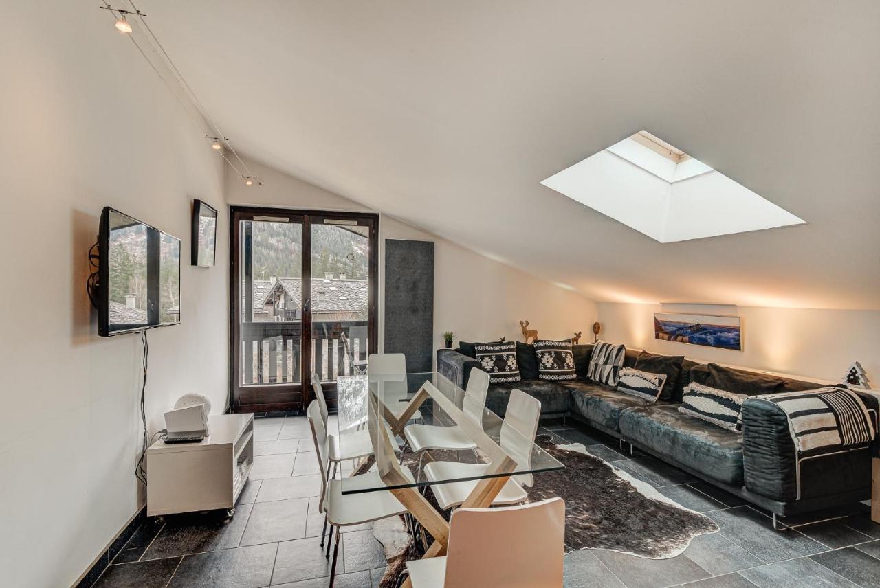 Apartment Les Drus - Alpes Travel - Chamonix - Sleeps 6 Eksteriør billede