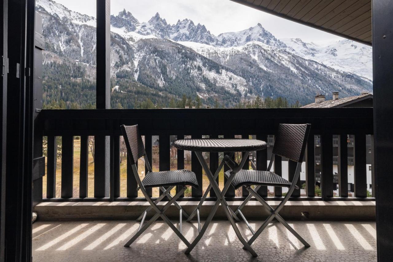 Apartment Les Drus - Alpes Travel - Chamonix - Sleeps 6 Eksteriør billede