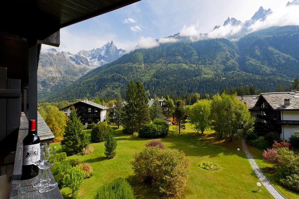 Apartment Les Drus - Alpes Travel - Chamonix - Sleeps 6 Eksteriør billede